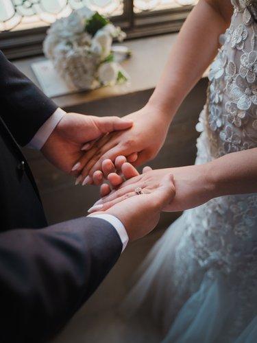 mobile - carousel-hero-element image-3